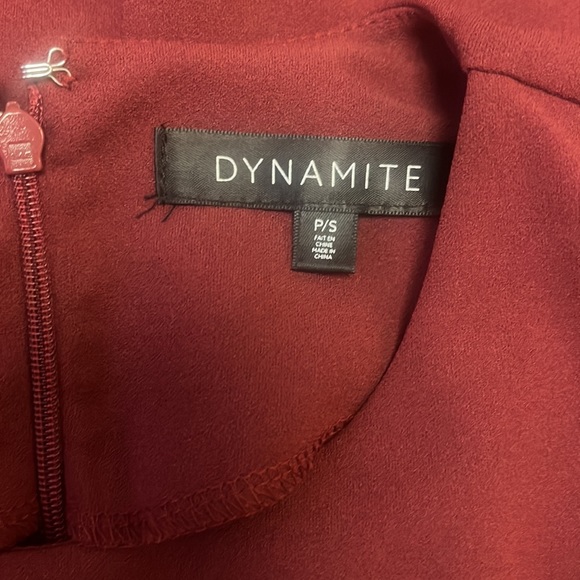 Dynamite Lara Ruched Bodycon burgundy dress- small - Picture 5 of 6